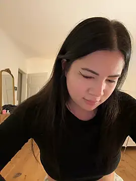 clairewntr online show from 6, 1, 2025