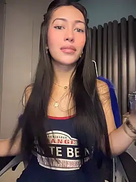 Jasmine Elcock online show from 13, 5, 2026