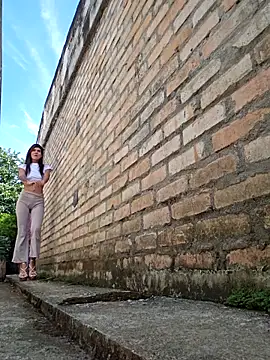 Yuky ta online show from 28, 3, 2026