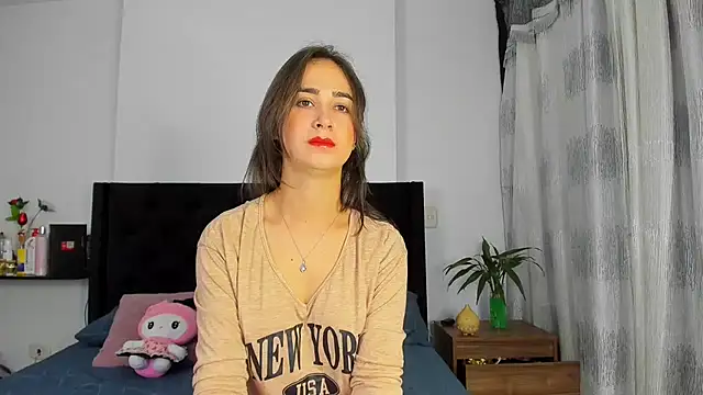 Snapshot of AndreaStivens chatting on 20, 9, 2025 AndreaStivens online show from 20, 9, 2025