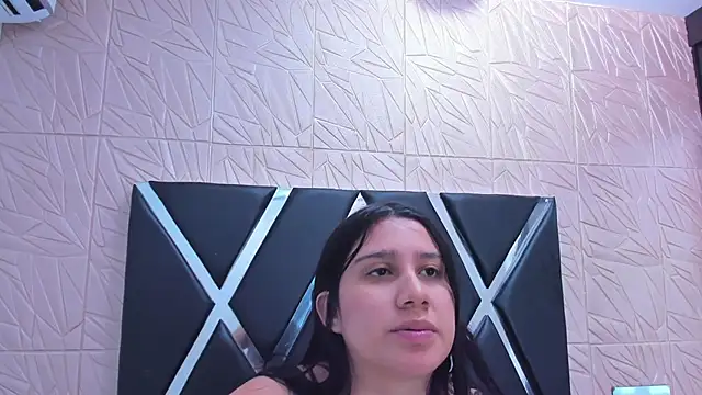 MiaCelestte online show from 14, 2, 2025