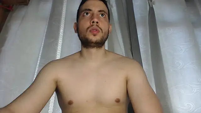 Snapshot of Armando_2002 chatting on 1, 3, 2025 Armando 2002 online show from 1, 3, 2025