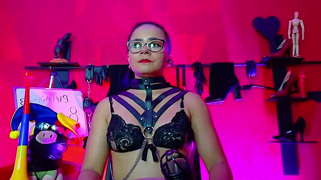 Snapshot of MistressSlut1 chatting on 16, 6, 2026 MistressSlut1 online show from 16, 6, 2026