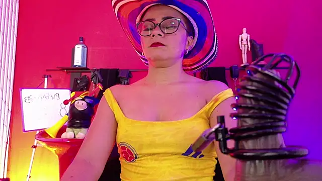 Snapshot of MistressSlut1 chatting on 7, 7, 2026 MistressSlut1 online show from 7, 7, 2026