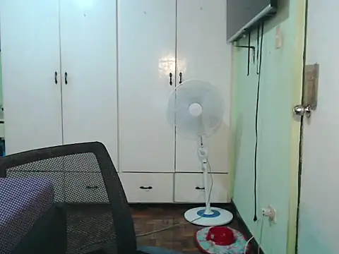 Ezradeliciosa online show from 14, 3, 2026