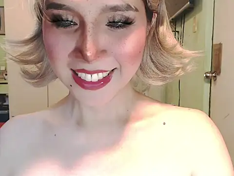 Ezradeliciosa online show from 9, 4, 2026