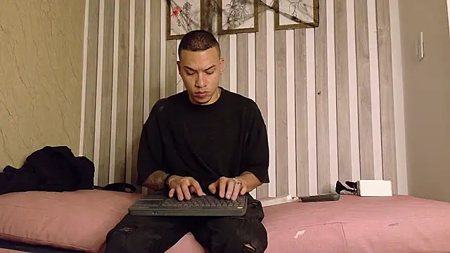 Snapshot of BestMasterForYou chatting on 16, 10, 2025 BestMasterForYou online show from 16, 10, 2025