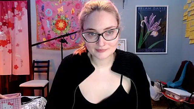 JenniferGwen online show from 19, 2, 2025