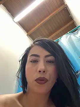 Snapshot of niky_smit chatting on 19, 12, 2025 niky smit online show from 19, 12, 2025