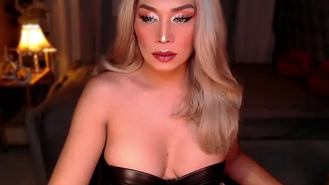 QUEEN GIAMOORE69 online show from 23, 5, 2026