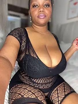 Hyra Ari online show from 30, 10, 2025