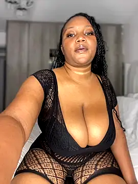 Hyra Ari online show from 2, 12, 2025