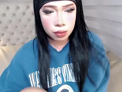 RebecaNextToYou online show from 23, 7, 2026