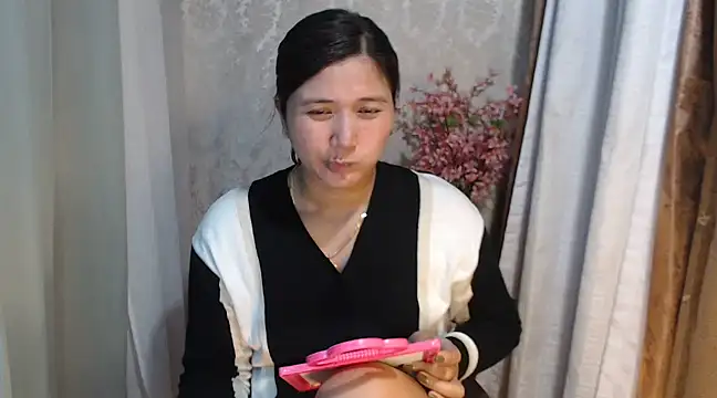 MS Isabella Snow92 online show from 6, 2, 2025