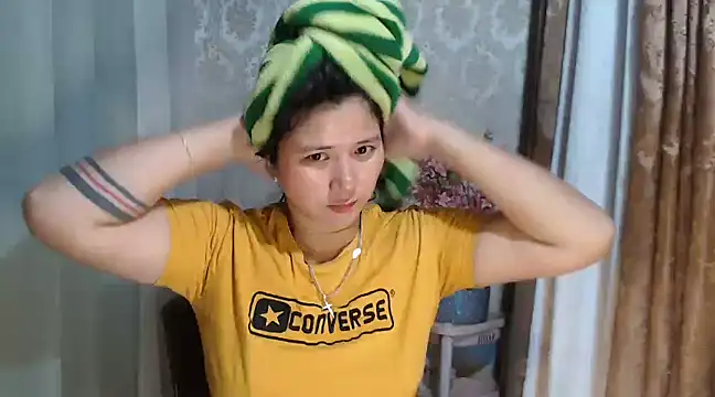 MS Isabella Snow92 online show from 7, 2, 2025