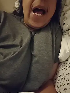 Susannemilf online show from 25, 2, 2026