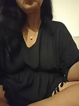Snapshot of Susannemilf chatting on 19, 4, 2026 Susannemilf online show from 19, 4, 2026