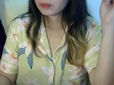    zurIII09  online show from 28, 9, 2025