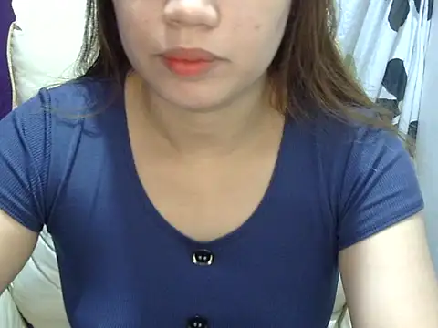    zurIII09  online show from 30, 6, 2026