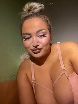 EmiliaPetrova online show from 6, 3, 2025