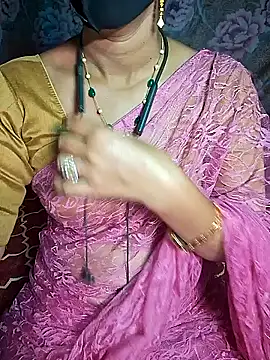 Snapshot of XBHUUME chatting on 30, 12, 2024 XBHUUME online show from 30, 12, 2024