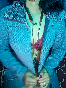 Snapshot of XBHUUME chatting on 8, 1, 2025 XBHUUME online show from 8, 1, 2025