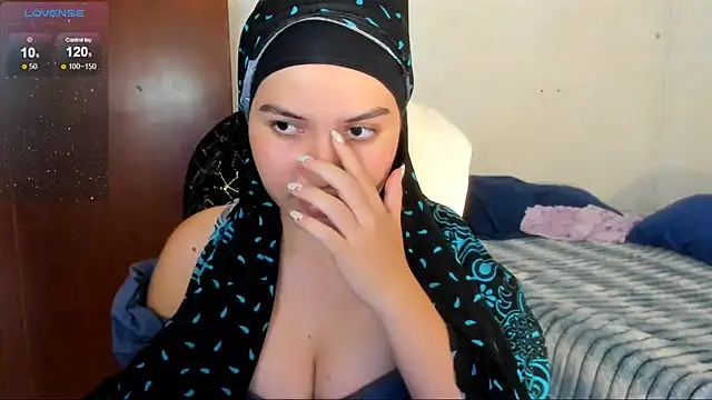Snapshot of MatchedEyebrow chatting on 11, 5, 2026 MatchedEyebrow online show from 11, 5, 2026