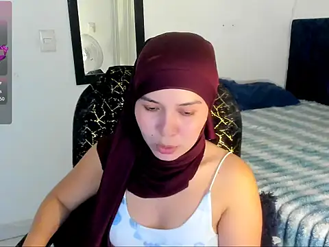 Snapshot of MatchedEyebrow chatting on 2, 6, 2026 MatchedEyebrow online show from 2, 6, 2026