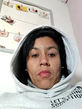 Molly newman6 online show from 17, 2, 2025