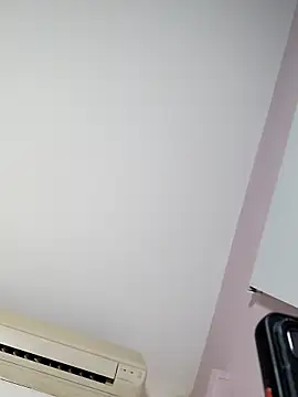 Molly newman6 online show from 28, 2, 2025