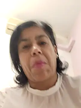 Molly newman6 online show from 8, 10, 2025