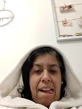 Molly newman6 online show from 27, 11, 2025