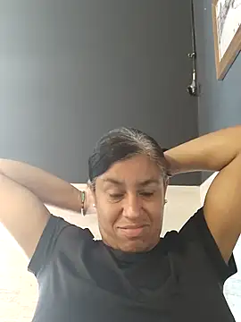 Snapshot of Molly_newman6 chatting on 23, 6, 2026 Molly newman6 online show from 23, 6, 2026