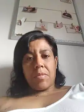 Snapshot of Molly_newman6 chatting on 2, 7, 2026 Molly newman6 online show from 2, 7, 2026