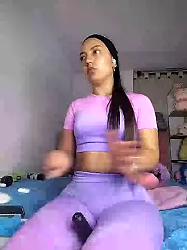 amycute  online show from 18, 1, 2025