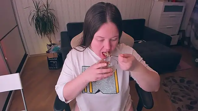 Snapshot of Jessica_Rubatte chatting on 6, 12, 2024 Jessica Rubatte online show from 6, 12, 2024