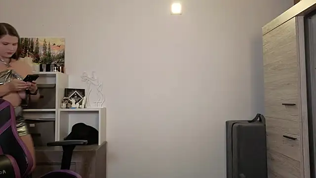 TinniAngel online show from 1, 10, 2025