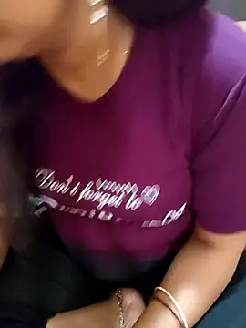 Snapshot of Diya_143 chatting on 26, 3, 2026 Diya 143 online show from 26, 3, 2026