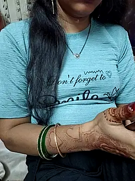 Snapshot of Diya_143 chatting on 2, 4, 2026 Diya 143 online show from 2, 4, 2026