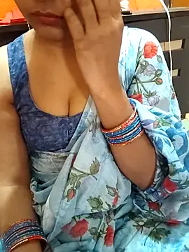 Snapshot of Diya_143 chatting on 8, 4, 2026 Diya 143 online show from 8, 4, 2026