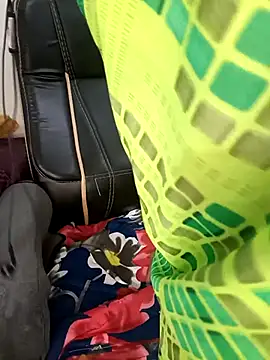 Tamil-hotwife online show from 8, 10, 2025