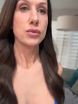 Fiona Kent  online show from 20, 3, 2025