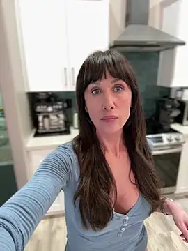 Fiona Kent  online show from 21, 2, 2026