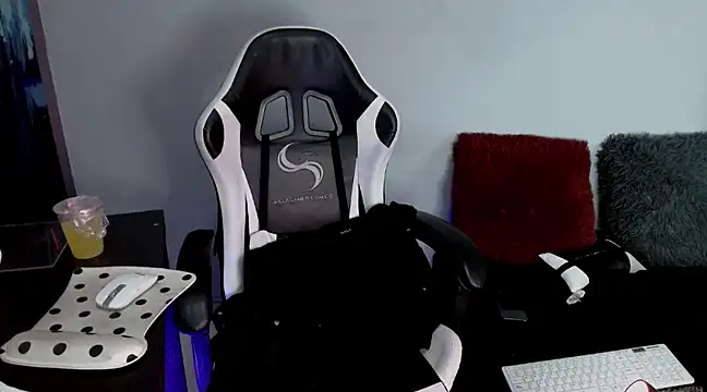 Ardat Lili69 online show from 11, 1, 2025