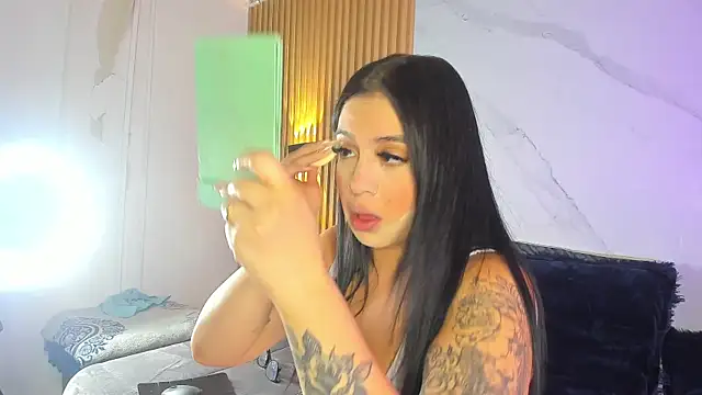 emilyconer online show from 9, 10, 2025