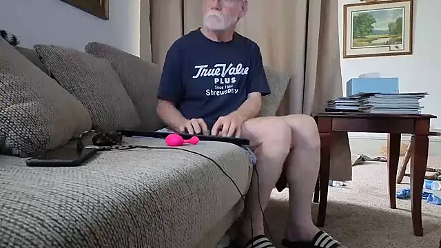 Snapshot of CDforU chatting on 6, 5, 2026 CDforU online show from 6, 5, 2026
