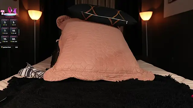 Emilyjhonson 01 online show from 1, 10, 2025