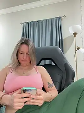 Vivian MayXxX online show from 4, 12, 2024