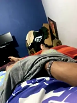 Snapshot of stuard-19 chatting on 6, 11, 2025 stuard-19 online show from 6, 11, 2025