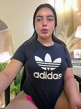 HotstuffCherrySummer online show from 14, 2, 2025